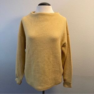 studio CLIP Gold Funnel Neck Sweater Size M